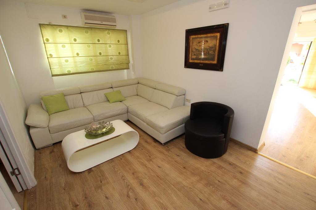 Apartment Milica *
